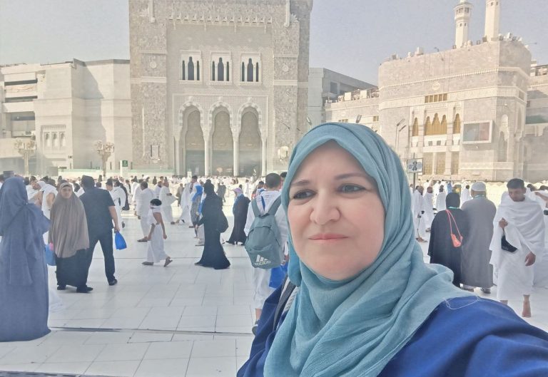 انصراف/ منيرة سعدة خلخال 35 انصراف/ منيرة سعدة خلخال