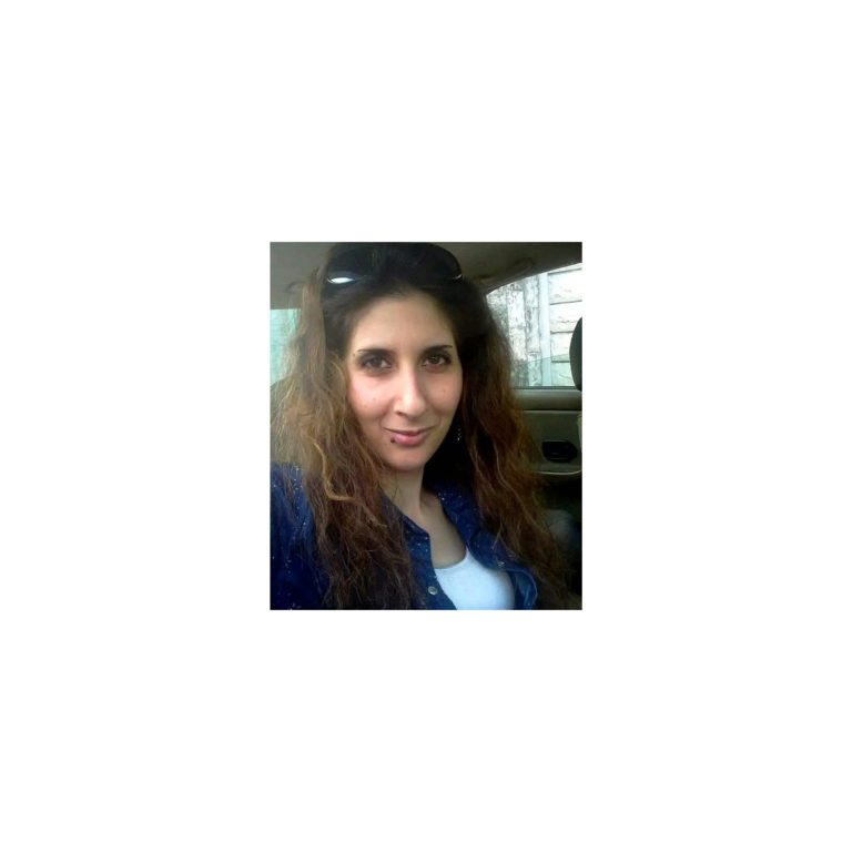 ثمة رجل واحد…/ شذى خليل 21 ثمة رجل واحد…/ شذى خليل