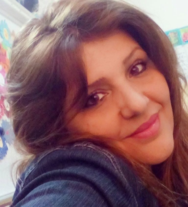 السترة الرمادية/ بقلم: لمياء نويرة بوكيل 5 الخيط الرفيع / بقلم: لمياء نويرة بوكيل