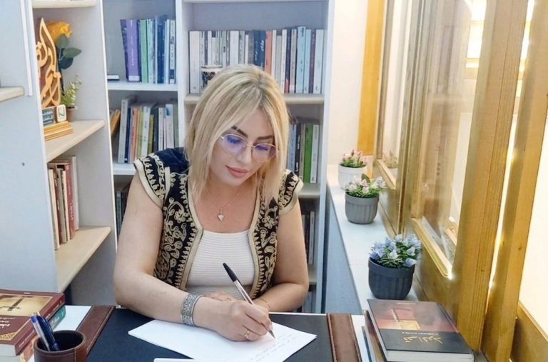 حفل إشهار وتوقيع ديوان "ما لم يقله الحلم" للشاعرة التونسية ريم القمري بمقر بيت الشعر في العاصمة تونس 45 rim al komri 06710022893 n حفل إشهار وتوقيع ديوان "ما لم يقله الحلم" للشاعرة التونسية ريم القمري بمقر بيت الشعر في العاصمة تونس