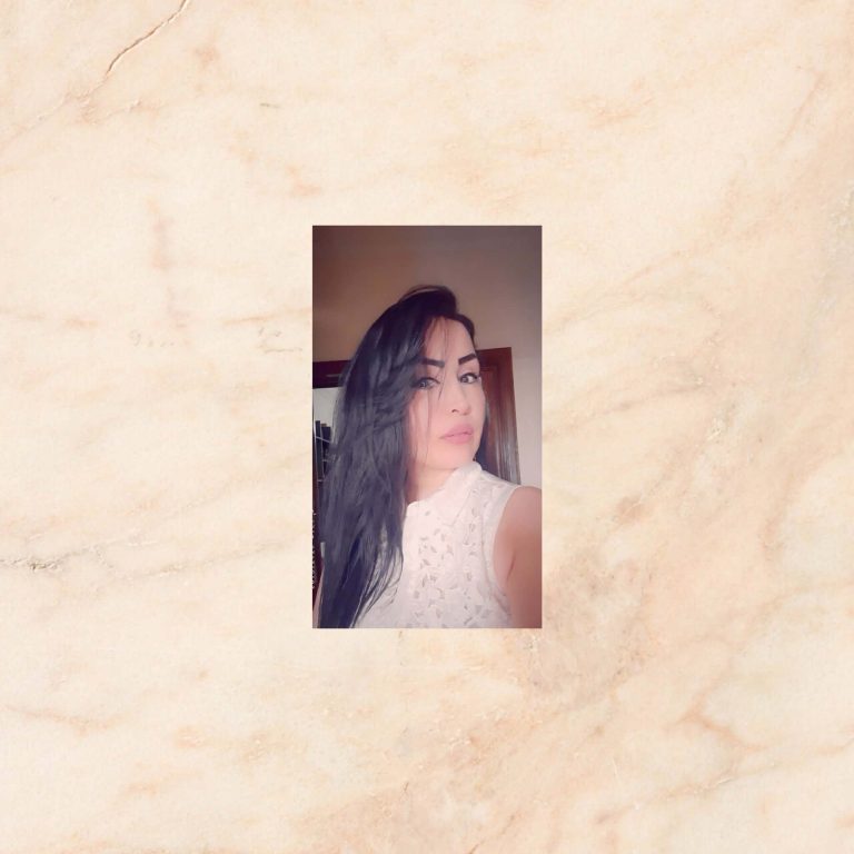 ﺛﻠﺞ ﻋﻠﻰ ﺍﻷﻫﺪﺍﺏ/ بقلم نغم نصار