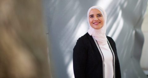 الروائية العمانية جوخة الحارثي تحقق فوزًا عالميًا 1 gocha al harsi nol9bfpuo2q الروائية العمانية جوخة الحارثي تحقق فوزًا عالميًا