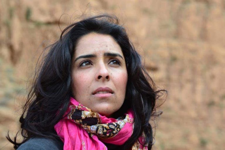قصيدة "الفيلة لم تعد تتذكر العطش" بالعربي والإسباني للشاعرة آمال هدازي 5 amal hedazi 78iolo قصيدة "الفيلة لم تعد تتذكر العطش" بالعربي والإسباني للشاعرة آمال هدازي