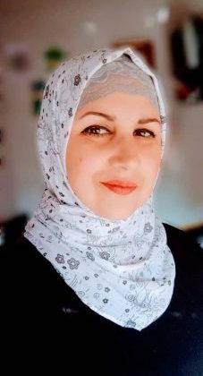 طريق النحل/ بقلم: سناء الداوود 1 senah dawod 4syqlkj طريق النحل/ بقلم: سناء الداوود