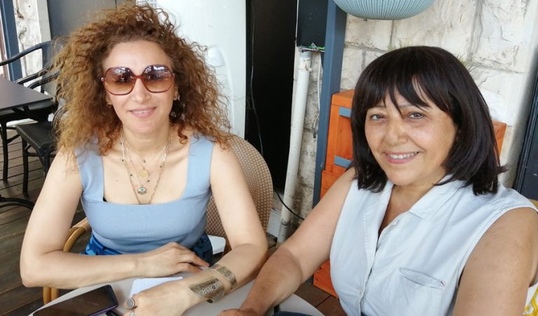 التشكيلية منال محاميد: ترى ما هو غير مسموع وتسمع ما هو غير مرئيّ / ميسون أسدي 55 7 منال محاميد ترى ما هو غير مسموع وتسمع ما هو غير مرئيّ e1657486258791 التشكيلية منال محاميد: ترى ما هو غير مسموع وتسمع ما هو غير مرئيّ / ميسون أسدي