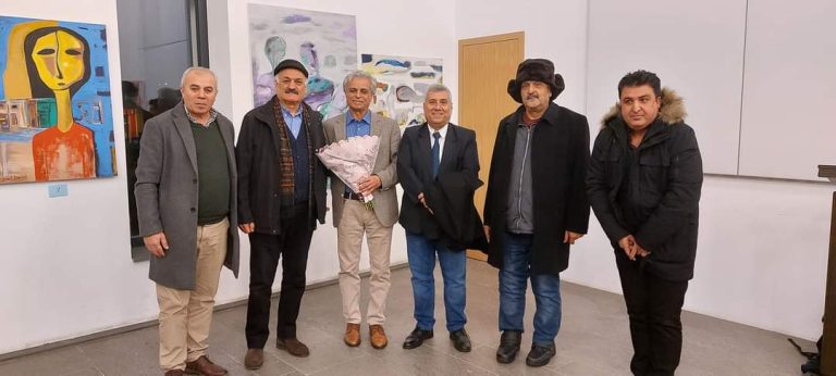FB IMG 1671486428077 معرض فني فردي للتشكيلي د. سيف داود في مدينة بوخوم الألمانية "ألوان من ذاكرتي"معرض فني فردي للتشكيلي د. سيف داود في مدينة بوخوم الألمانية