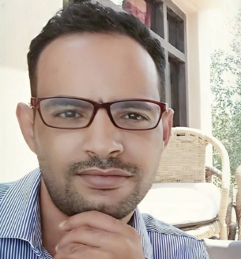 مديح يبحث عن ظلٍّ عالٍ / بقلم: يونس الهديدي 33 yonos gdidi 7z e1789154231175 مديح يبحث عن ظلٍّ عالٍ / بقلم: يونس الهديدي